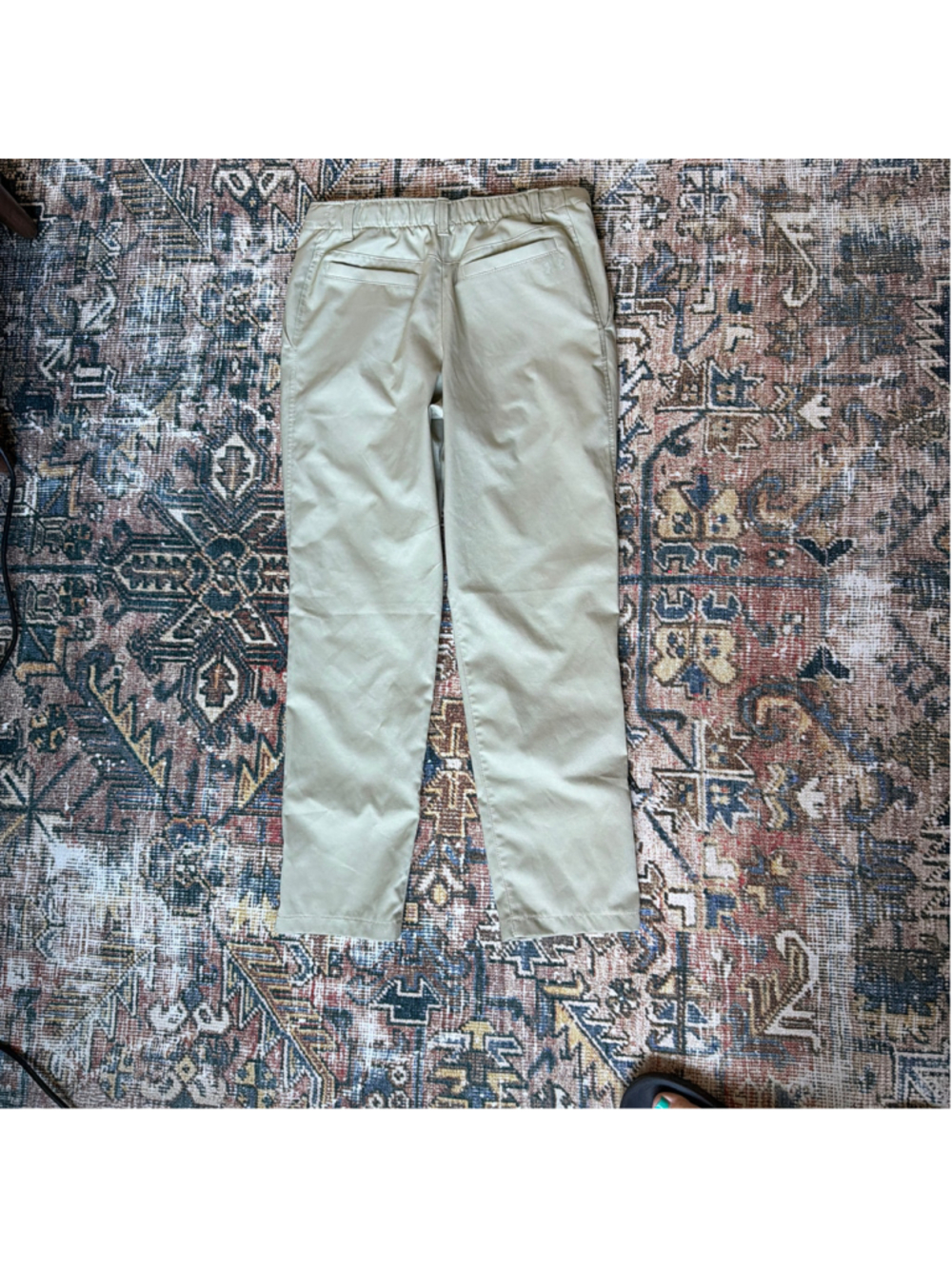 Boys Under Armour Casual Pants Size 14 Beige - Picture 3 of 3
